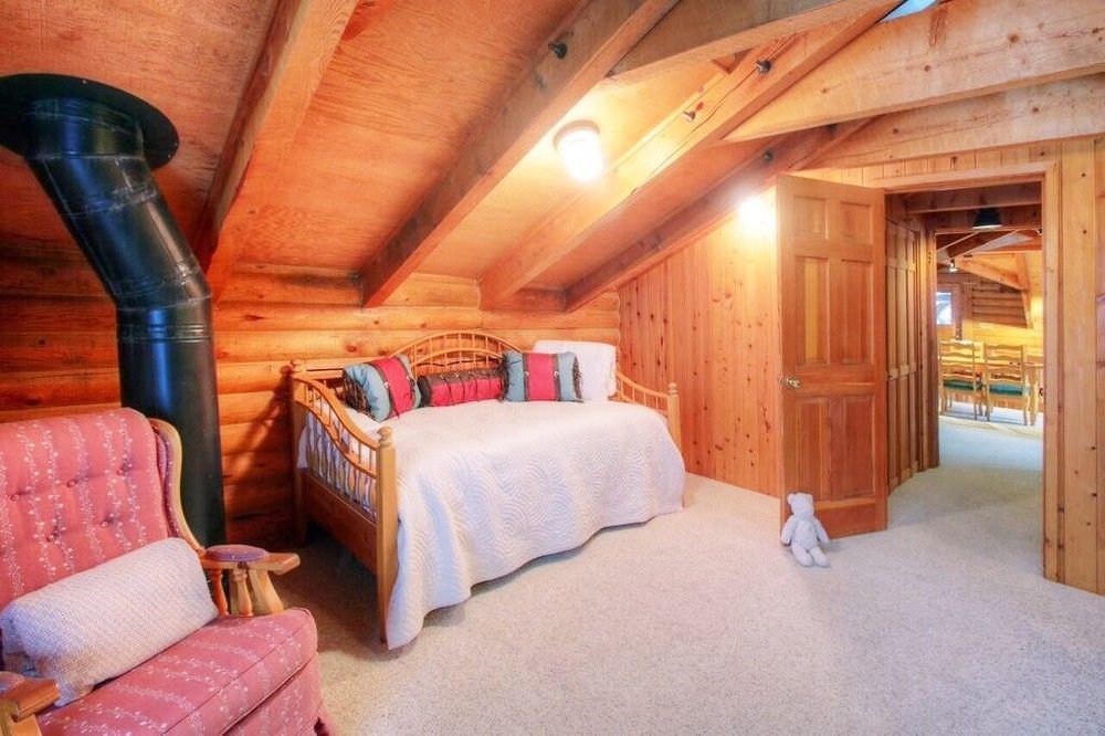 Log Cabin On The Stream Sundance Екстер'єр фото