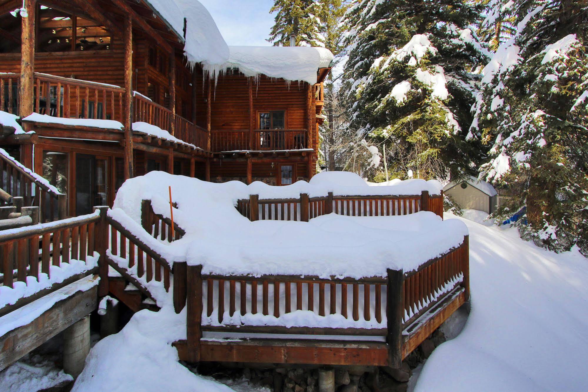 Log Cabin On The Stream Sundance Екстер'єр фото